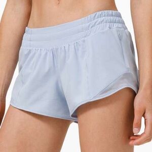 lululemon blue linen hotty hot LR 2.5" size 6